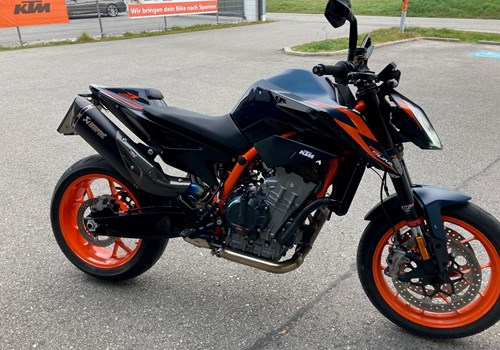 KTM 890 Duke R