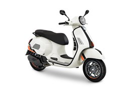 Neumotorrad Vespa GTS 125 Super Sport