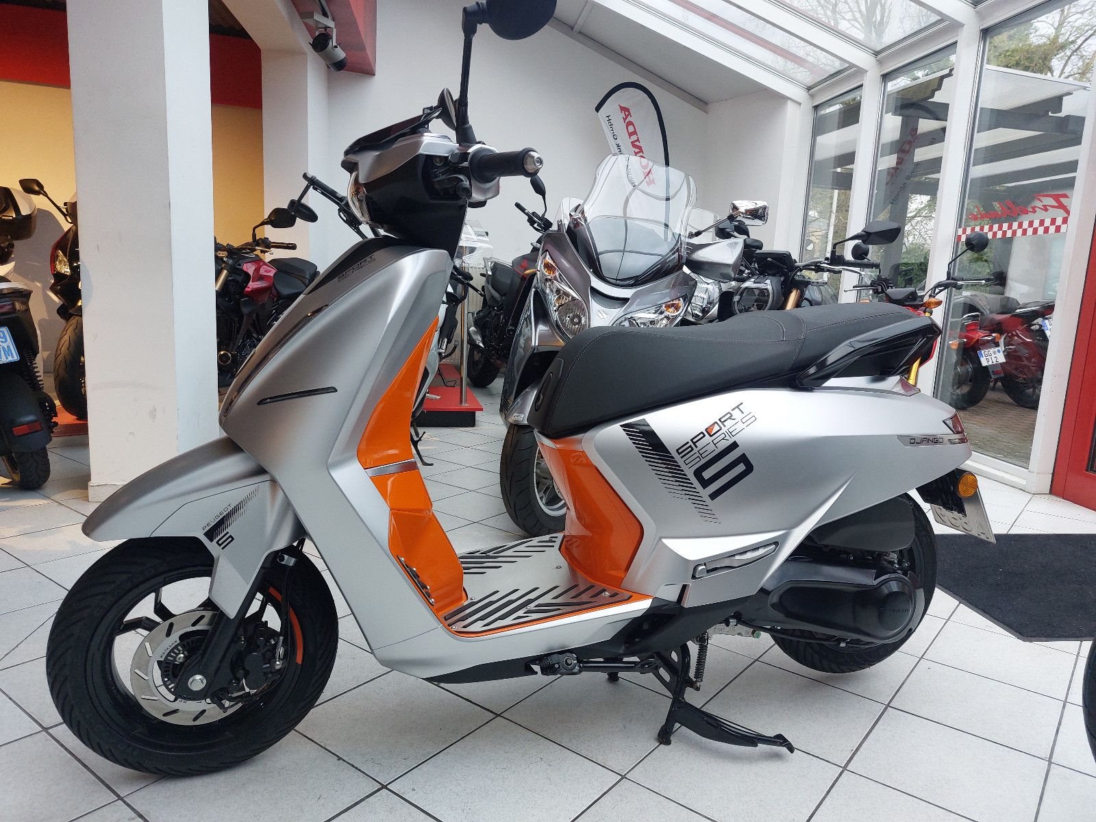 Peugeot Django 125 Sport