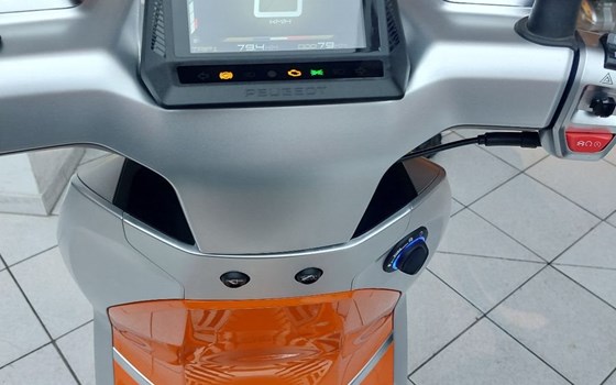 Gebrauchtmotorrad Peugeot Django 125 Sport - Bild 5