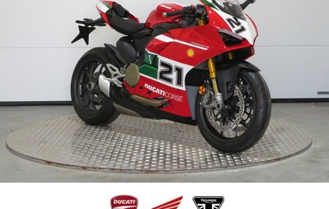 Ducati Panigale V2