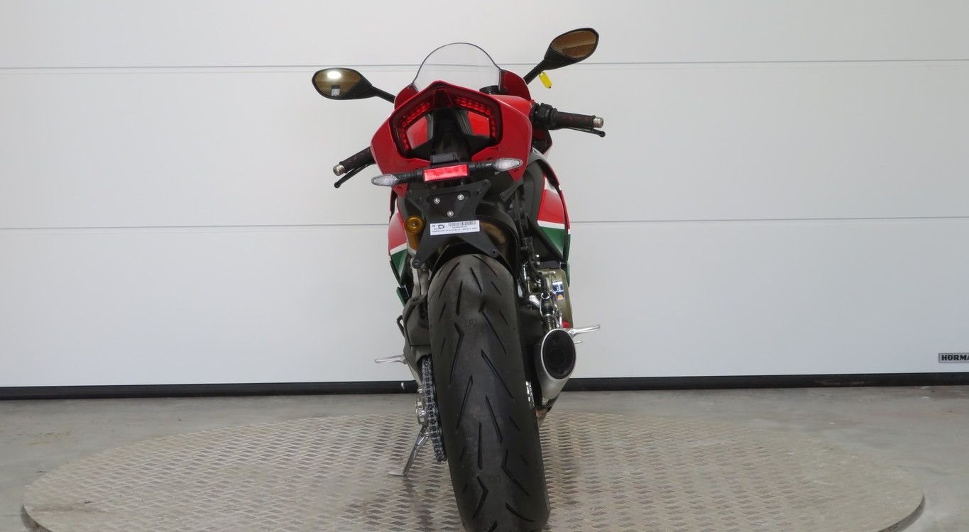 Offer Ducati Panigale V2