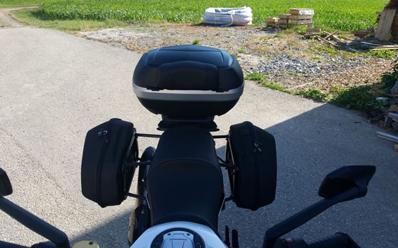 Gebrauchtmotorrad KTM 1190 Adventure R - Bild 5 Gebrauchtmotorrad KTM 1190 Adventure R - Bild 5