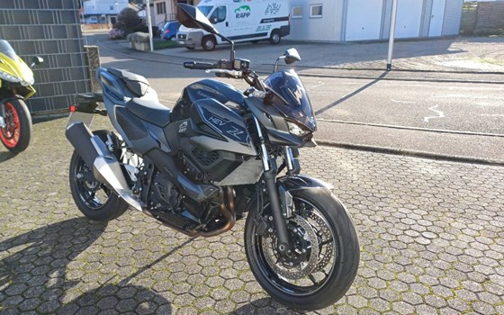 Gebrauchtmotorrad Kawasaki Z7 Hybrid - Bild 1