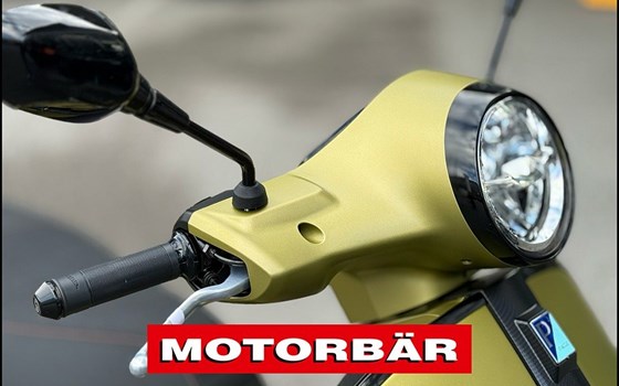 Neufahrzeug Vespa GTS 125 Super Sport - Bild 8 Neufahrzeug Vespa GTS 125 Super Sport - Bild 8