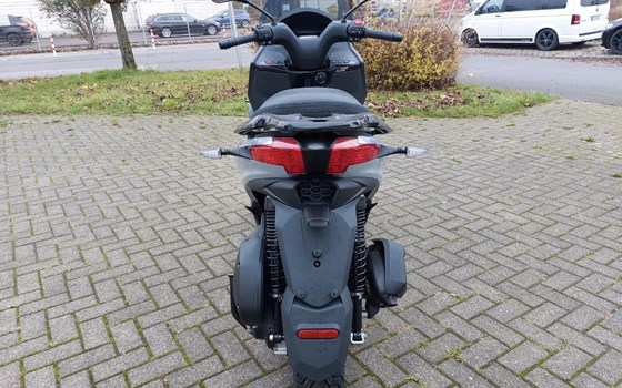 Neufahrzeug Piaggio MP3 310 Sport - Bild 10