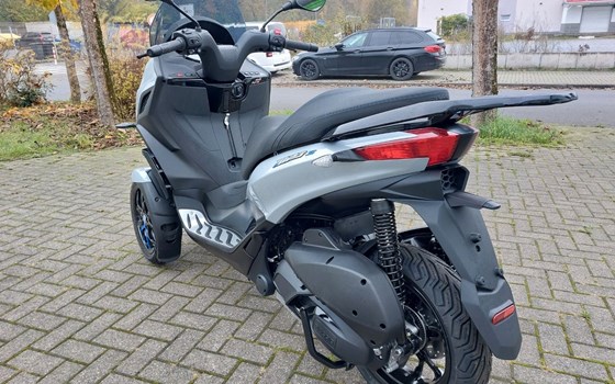 Neufahrzeug Piaggio MP3 310 Sport - Bild 11