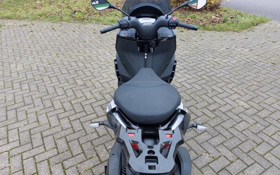 Neufahrzeug Piaggio MP3 310 Sport - Bild 12