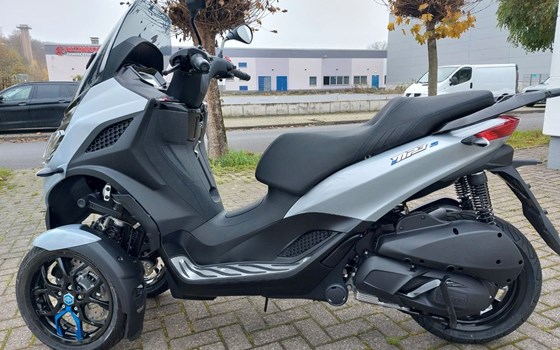 Neufahrzeug Piaggio MP3 310 Sport - Bild 14