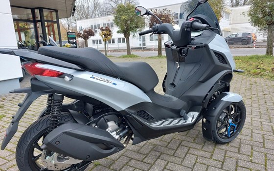 Neufahrzeug Piaggio MP3 310 Sport - Bild 8