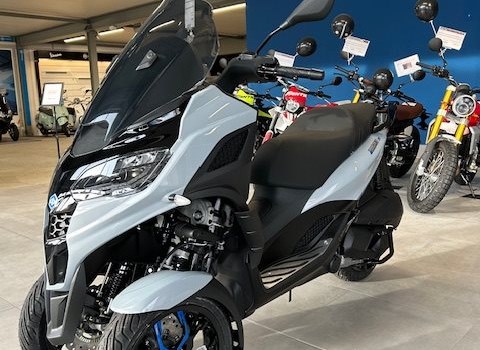 Neufahrzeug Piaggio MP3 310 Sport - Bild 3