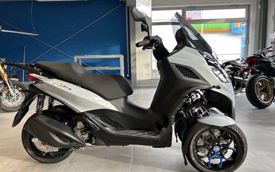Neufahrzeug Piaggio MP3 310 Sport - Bild 1
