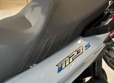 Neufahrzeug Piaggio MP3 310 Sport - Bild 5