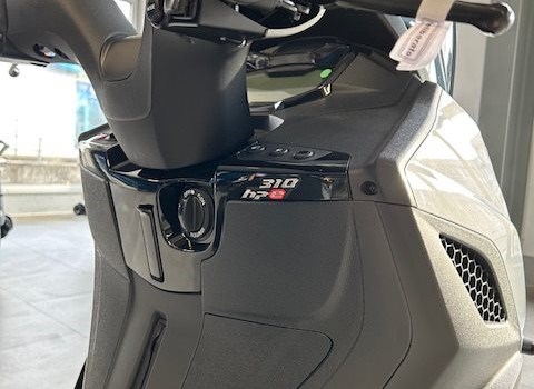 Neufahrzeug Piaggio MP3 310 Sport - Bild 7