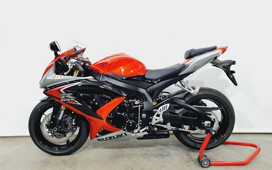 Gebrauchtmotorrad Suzuki GSX-R 600 - Bild 6