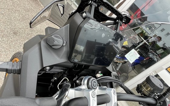 Neufahrzeug Voge 900DS - Bild 11