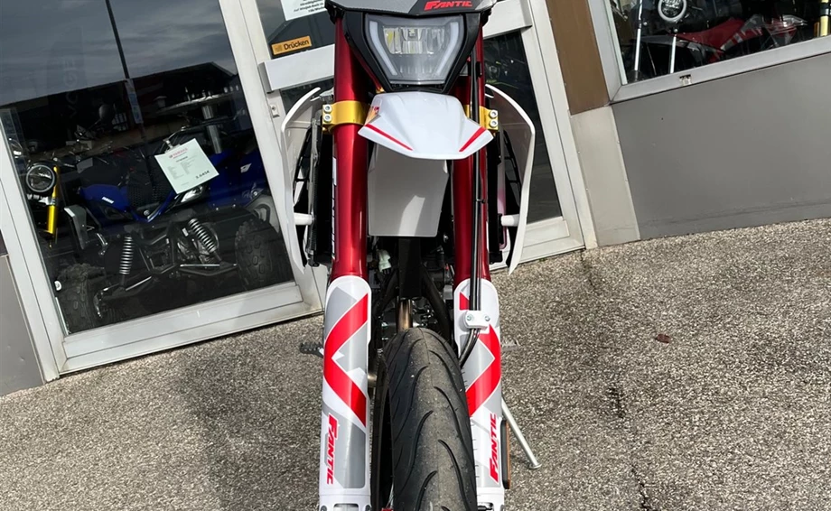 Angebot Fantic XMF 125 Performance Bild 2: Angebot Fantic XMF 125 Performance