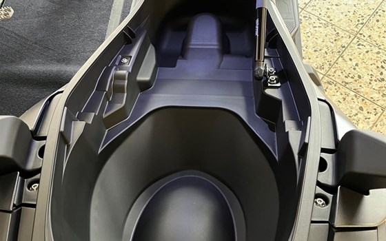 Neufahrzeug Voge SR4 350i ABS - Bild 11