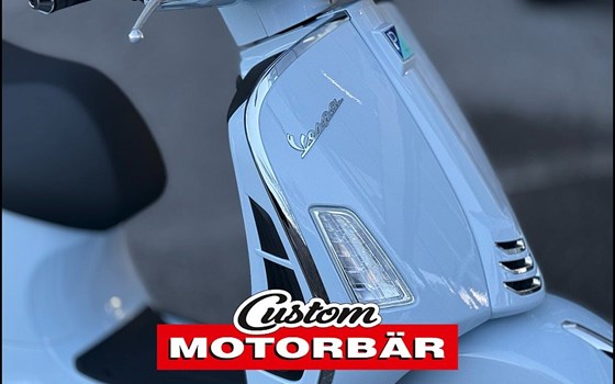 Neufahrzeug Vespa GTS 125 - Bild 5 Neufahrzeug Vespa GTS 125 - Bild 5