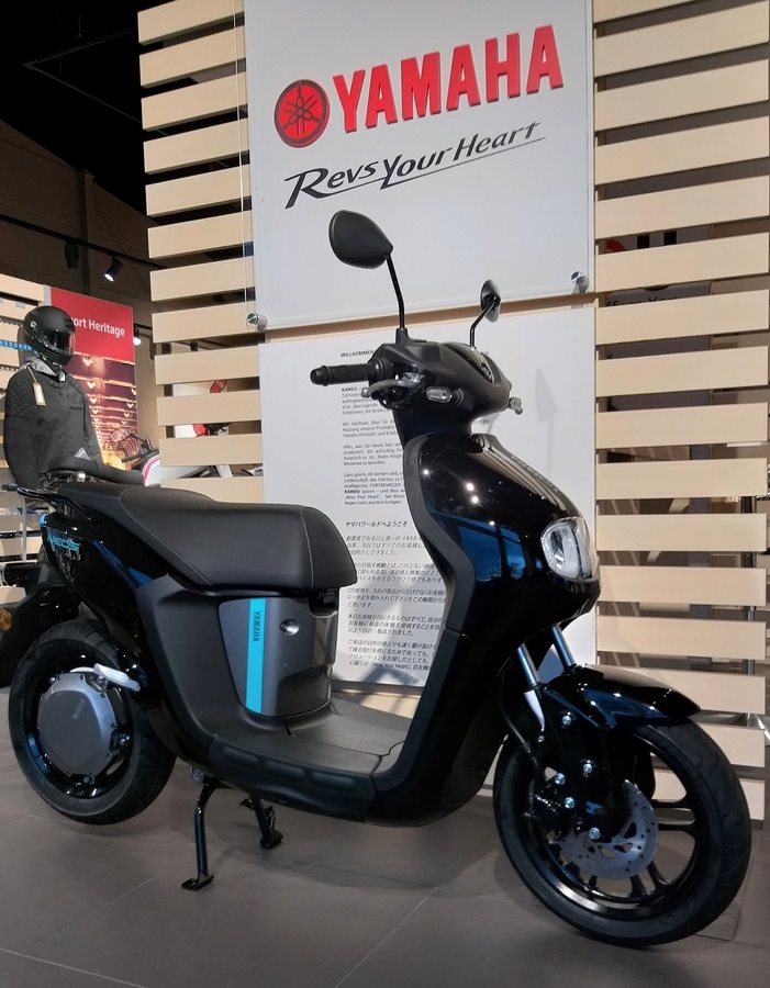 Yamaha NEO's MJ2022 + 2. Akku