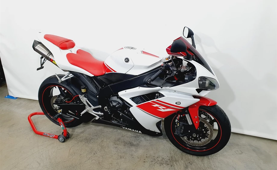 Angebot Yamaha R1 Bild 3: Angebot Yamaha R1