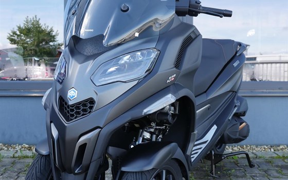 Neufahrzeug Piaggio MP3 530 HPE Exclusive - Bild 8