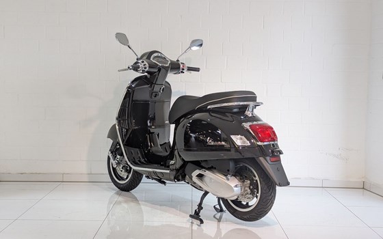 Neufahrzeug Vespa GTS 310 Super - Bild 4