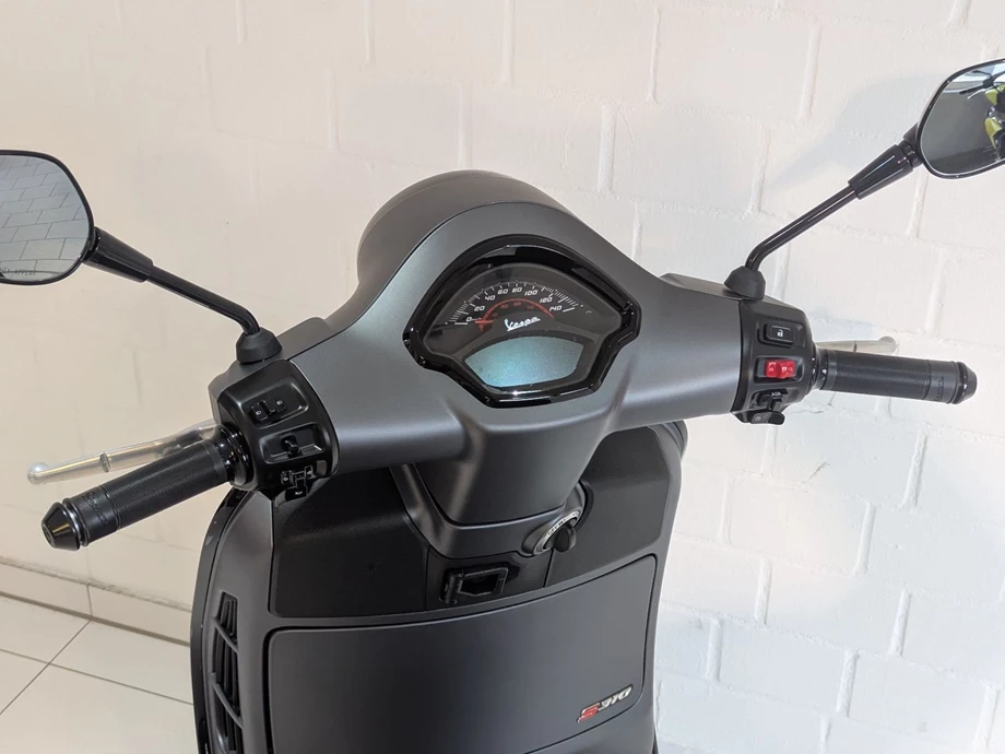 Angebot Vespa GTS 310 SuperSport Bild 5: Angebot Vespa GTS 310 SuperSport