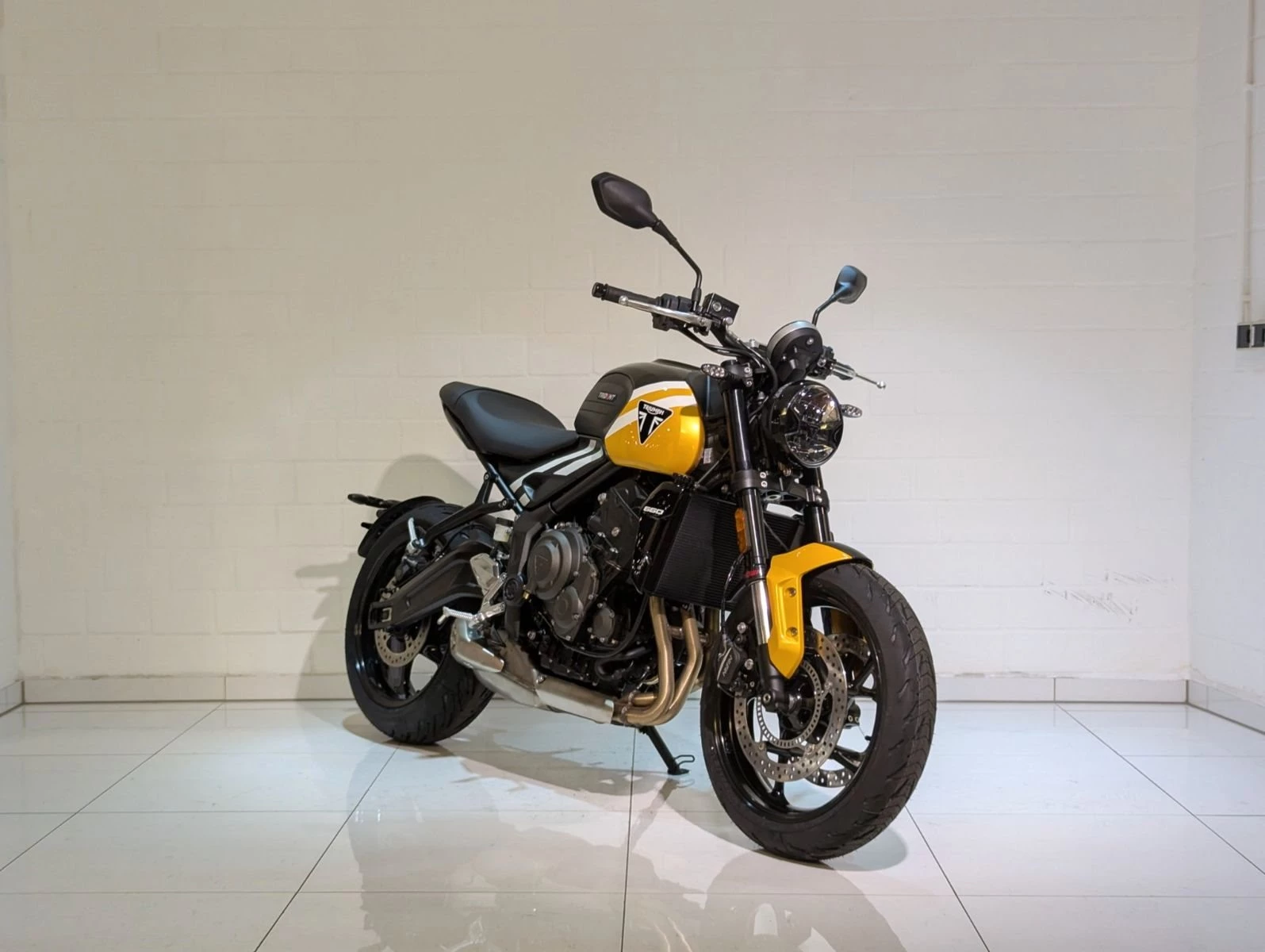Triumph Trident 660