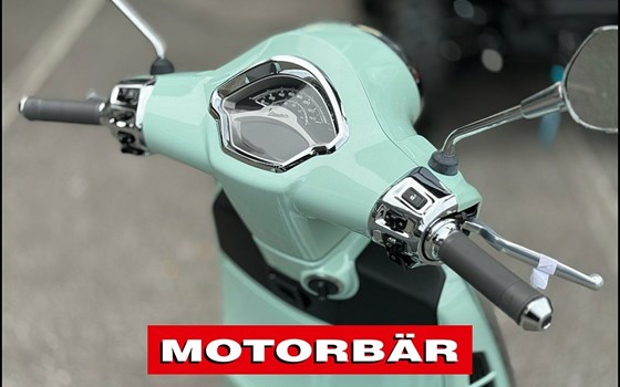Neufahrzeug Vespa GTS 125 - Bild 5 Neufahrzeug Vespa GTS 125 - Bild 5