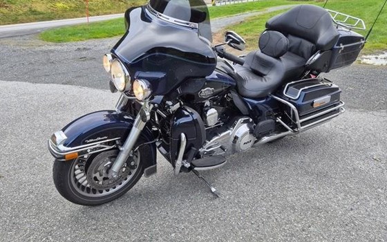 Gebrauchtmotorrad Harley-Davidson Electra Glide Ultra Classic FLHTCU - Bild 3