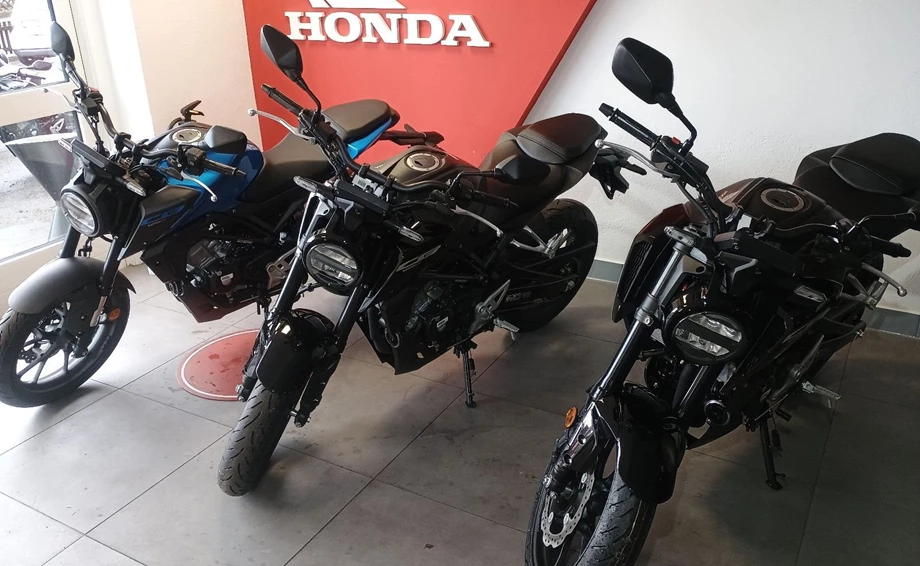 Angebot Honda CB125R Bild 6: Angebot Honda CB125R