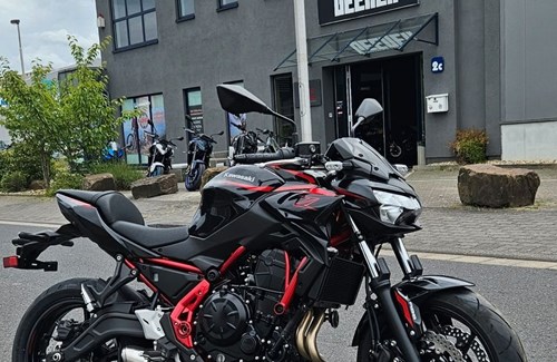 Neumotorrad Kawasaki Z650