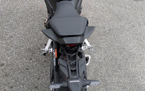 Neufahrzeug Honda CB650R - Bild 6 Neufahrzeug Honda CB650R - Bild 6