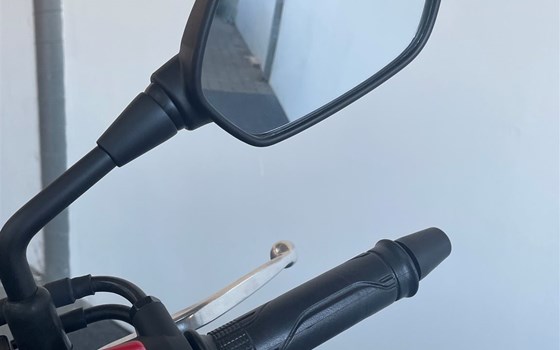 Neufahrzeug Honda CB125R - Bild 10 Neufahrzeug Honda CB125R - Bild 10