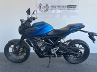 Neumotorrad Honda CB125R Teilzahlung 49,- ABS