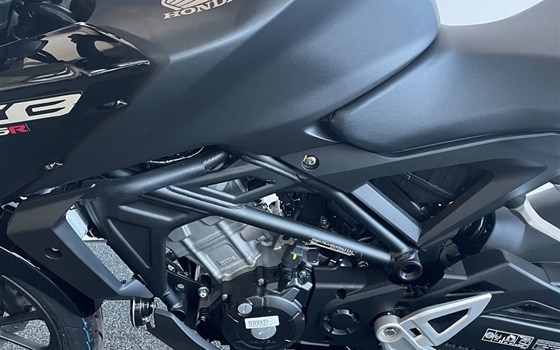 Neufahrzeug Honda CB125R - Bild 10 Neufahrzeug Honda CB125R - Bild 10