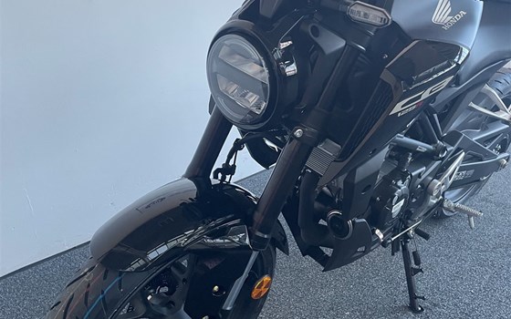 Neufahrzeug Honda CB125R - Bild 11 Neufahrzeug Honda CB125R - Bild 11