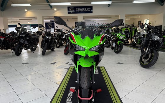 Neufahrzeug Kawasaki Ninja 500 SE - Bild 6