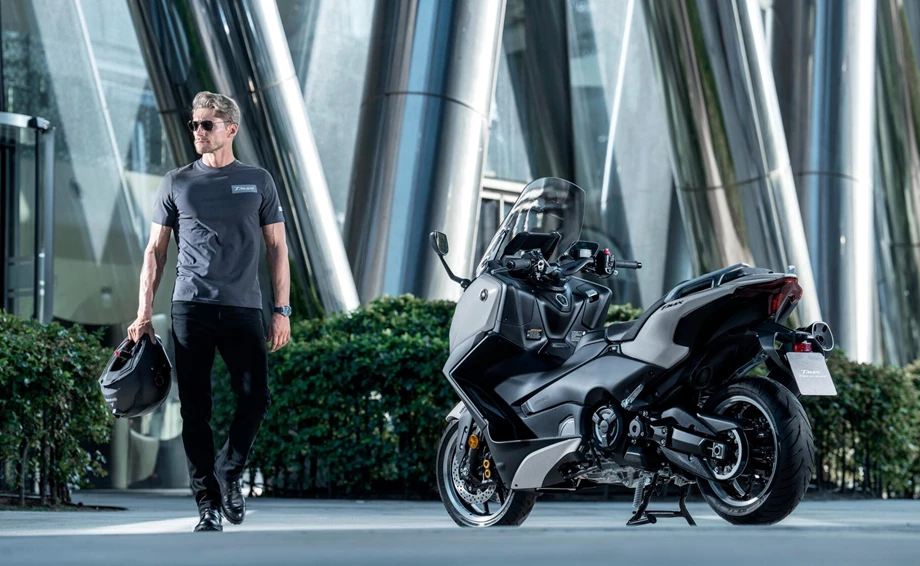 Angebot Yamaha TMAX Tech MAX Bild 25: Angebot Yamaha TMAX Tech MAX