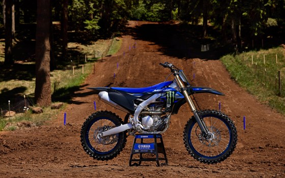 Neufahrzeug Yamaha YZ250 Monster Energy Yamaha Racing Edition - Bild 9