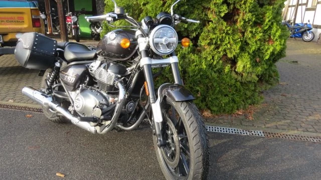 Angebot Royal Enfield Super Meteor 650 Bild 2: Angebot Royal Enfield Super Meteor 650