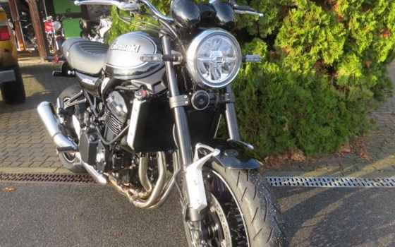 Gebrauchtmotorrad Kawasaki Z900 RS - Bild 2