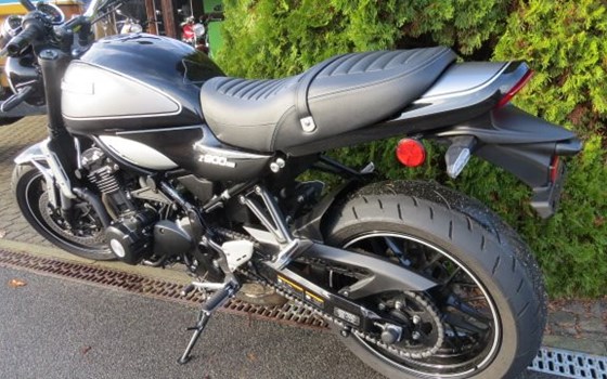 Gebrauchtmotorrad Kawasaki Z900 RS - Bild 7