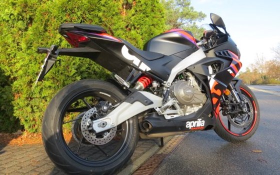 Gebrauchtmotorrad Aprilia RS 457 - Bild 3