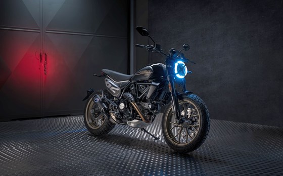 Neufahrzeug Ducati Scrambler Full Throttle - Bild 8 Neufahrzeug Ducati Scrambler Full Throttle - Bild 8