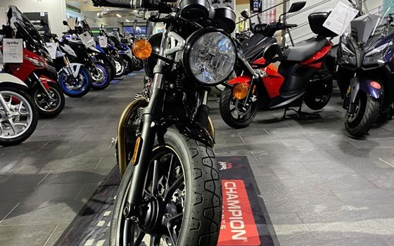 Gebrauchtmotorrad Triumph Street Cup - Bild 3