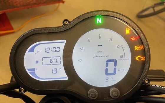 Gebrauchtmotorrad Benelli Leoncino 500 - Bild 4