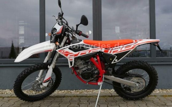 Neufahrzeug Beta RR Enduro 4T 125 AC - Bild 2
