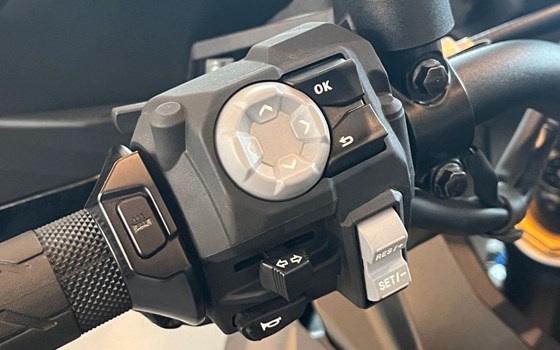 Gebrauchtmotorrad Suzuki GSX-S1000GX - Bild 11